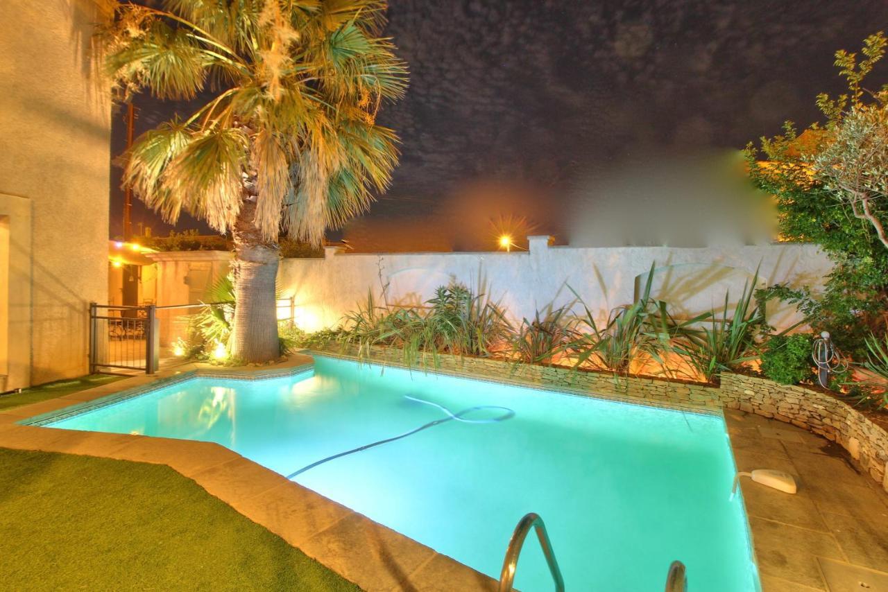 Maison Avec Piscine Et Jardin- 4 Chambres 8 Pers กูแอส์ ภายนอก รูปภาพ